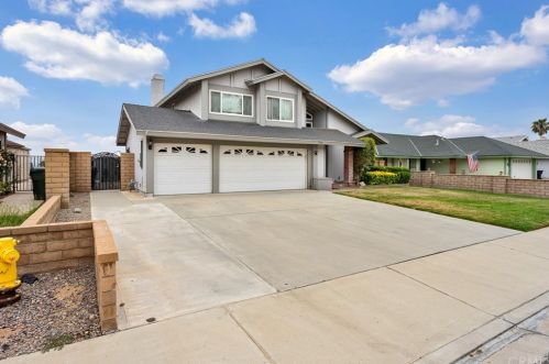 7558 Mountain Shadow Dr, Riverside, CA 92509-5373