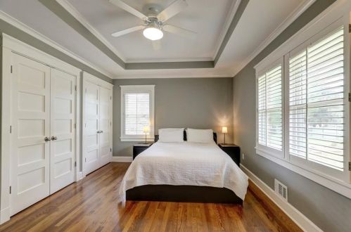 6405 Bridgewood Valley Rd, Atlanta GA  30328-2903 exterior