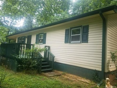 564 Houston Rd, Columbus, NC 28722-4470