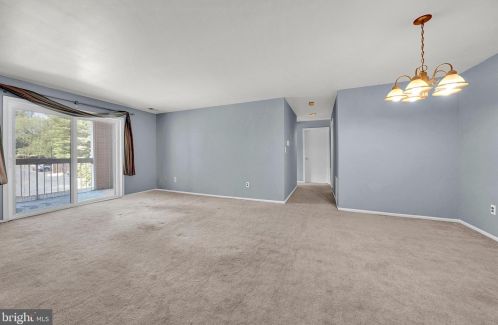 383 Silvia St, Trenton NJ 08628-3238 exterior