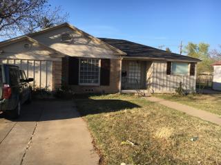 2518 32nd St, Lubbock TX  79410-3434 exterior
