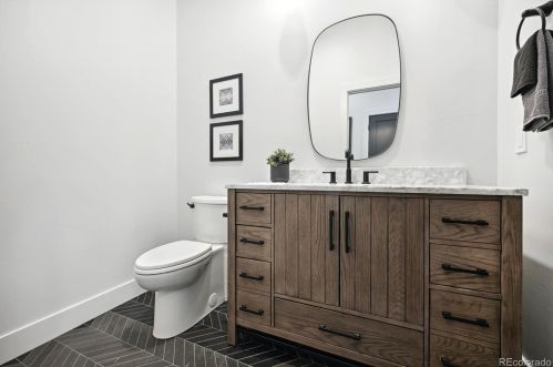 5157 Boston St, Englewood CO  80111-3421 exterior