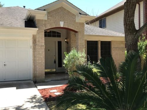 10309 Broomflower Dr, Austin TX  78739-1448 exterior