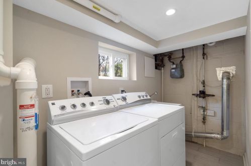 1023 Carson St, Silver Spring MD 20901-1814 exterior