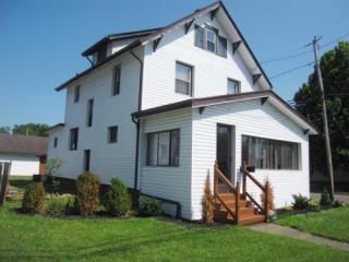37 5th St, Barb, OH 44203-3642