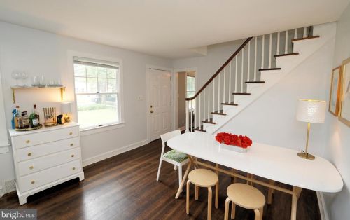 33 Wilder Ave, Princeton NJ  08540-0064 exterior