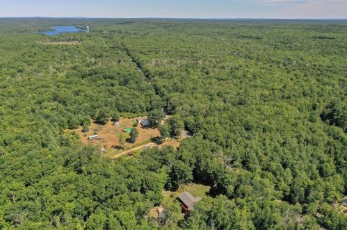 1478 Wallum Lake Rd, Glocester, RI 02859-1827