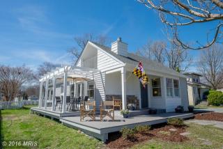 5562 Gloucester St, Churchton, MD 20733-9771