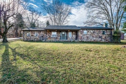 124 Frank Anderson Rd, Ravenscroft, TN 38583-7266