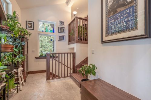 10644 Martis Valley Rd, Truckee, CA 96161-2016