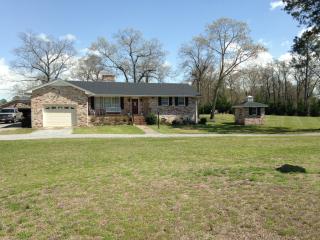 4 Taylor Mill Rd, Eure, NC 27935-9793