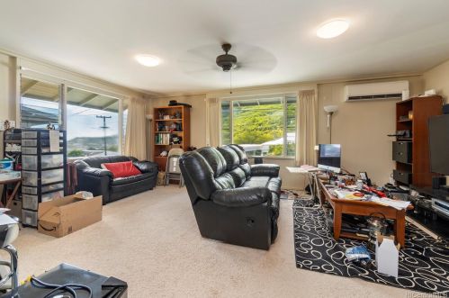 1533 Ainakoa Ave, Honolulu, HI 96821-1113