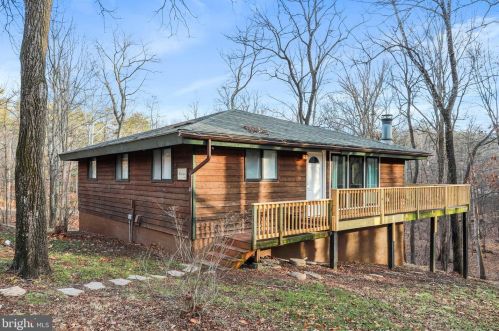 4 Pileated Woodpecker Ln, Hedgesville WV  25427-6232 exterior