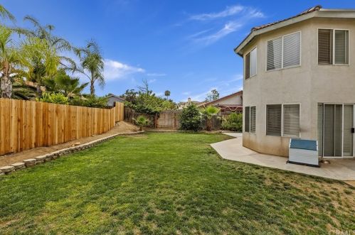 8554 Rosemary Dr, Riverside CA  92508-2965 exterior