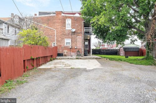 722 Wallace St, York PA 17403-1337 exterior