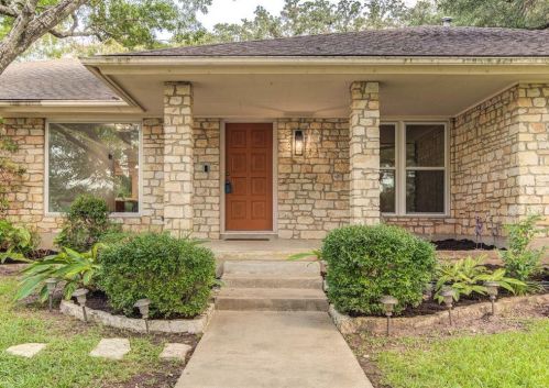 2300 Cypress Point Cv, Austin TX  78746-7118 exterior
