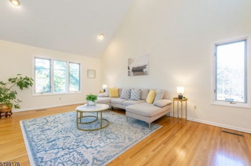 2 Brookview Cir, Dover NJ  07869-4636 exterior