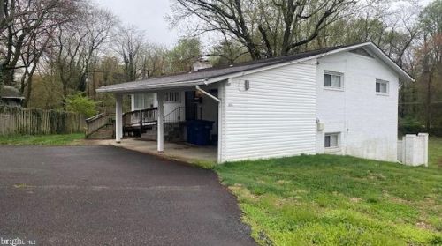 1574 Westmoreland St, Mc Lean, VA 22101-4445