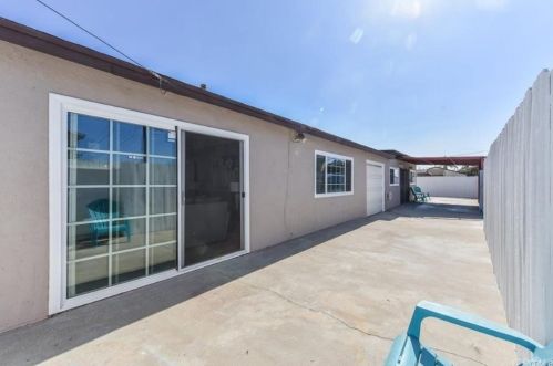 1060 220th St, Torrance CA  90502-2204 exterior