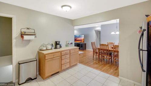 2025 Bluestone Ln, Saint Paul MN  55122-2830 exterior