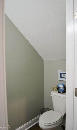 210 Fairmont Dr, Rincon GA  31326-4010 exterior