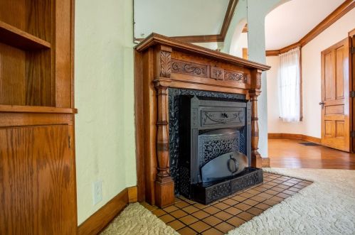 125 Grant St, Crown Point IN  46307-4011 exterior