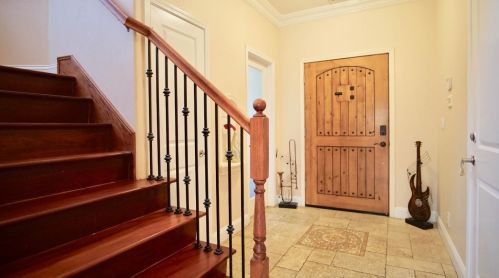 74 19th St, San Jose, CA 95116-2201