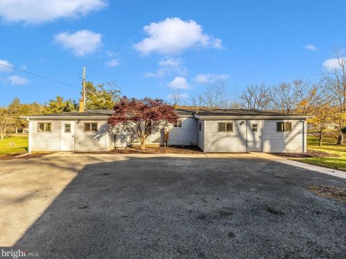 27 Bluegill Dr, Harpers Ferry WV  25425-2507 exterior