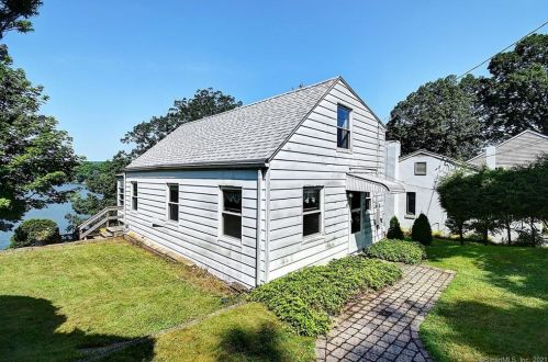 47 Wangonk Trl, East Hampton, CT 06424-2034