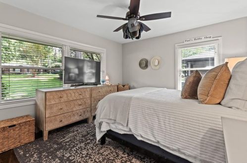 1502 Fama Dr, Atlanta GA  30329-3309 exterior