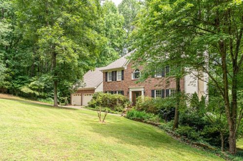 235 Nacoochee Dr, Holly Springs, GA 30188-3131