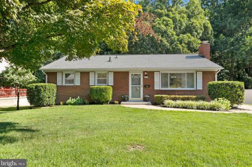 6714 Ruskin St, Springfield, VA 22150-2039
