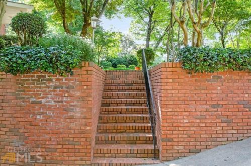 4158 Brasher Dr, Marietta, GA 30066-2958
