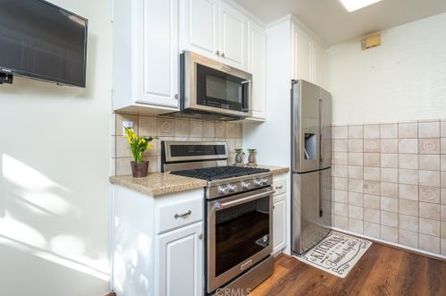 503 Geneva St, Glendale CA  91206-3308 exterior