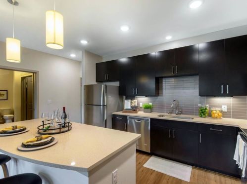 4221 Old Denton Rd, Carrollton TX 75010-0023 exterior