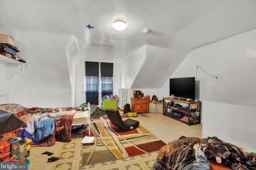 403 Vine St, Lancaster PA  17603-5241 exterior