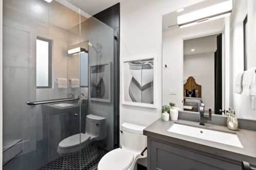 1575 Grant Rd, Los Altos CA  94024-6149 exterior