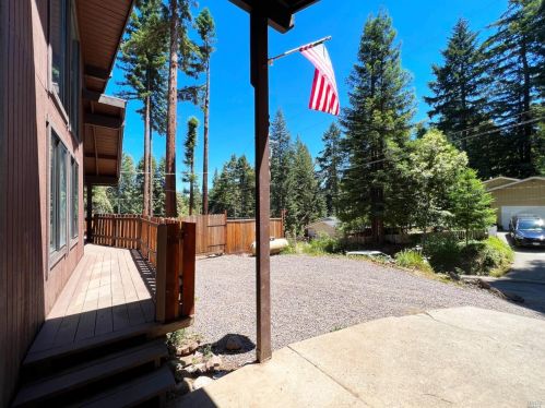 24186 Birch Ln, Willits, CA 95490-9508