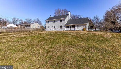 17 Ashcroft Ct, Arnold MD 21012-2406 exterior