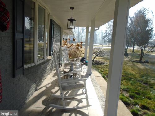 27719 Mount Pleasant Rd, Columbus, NJ 08022-1802