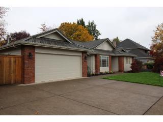 3055 Wolf Meadows Ln, Eugene, OR 97408-7184