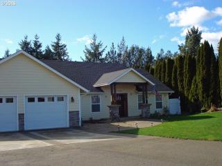 2266 Eagle Loop, Sutherlin, OR 97479-9069