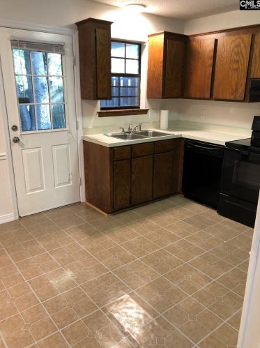 4 Allison Ct, Cayce-West Columbia, SC 29033-3057