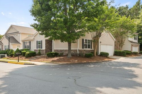 204 Hiawassee Dr, Holly Springs, GA 30188-7851