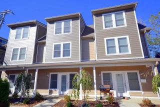 414 4th St, Blmgtn IN  47408-5124 exterior