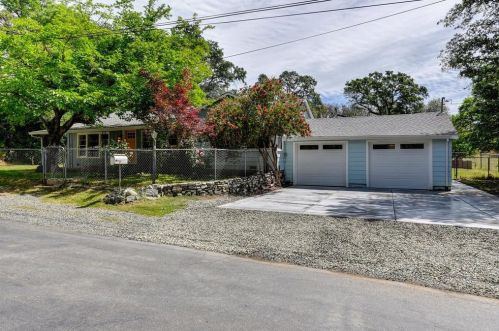 6228 Birks Ln, Citrus Heights, CA 95662-3901