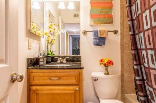 1468 Briarwood Rd, Atlanta GA  30319-4008 exterior