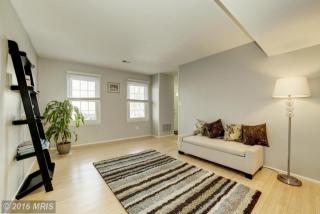 5529 Miles Ct, Springfield, VA 22151-1715