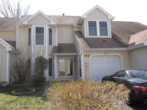 159 Daisy Dr, East Freehold, NJ 07728-4081