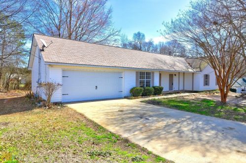 171 Princess Ct, Jackson, GA 30233-5139